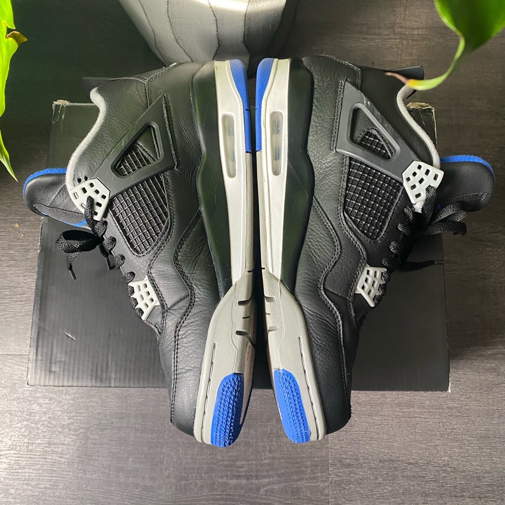 Jordan Retro 4 - Picture 5 of 7